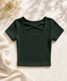 کراپ تاپ زنانه کبریتی سبز یقه ضربدری با آستین کوتاه و طراحی مدرن