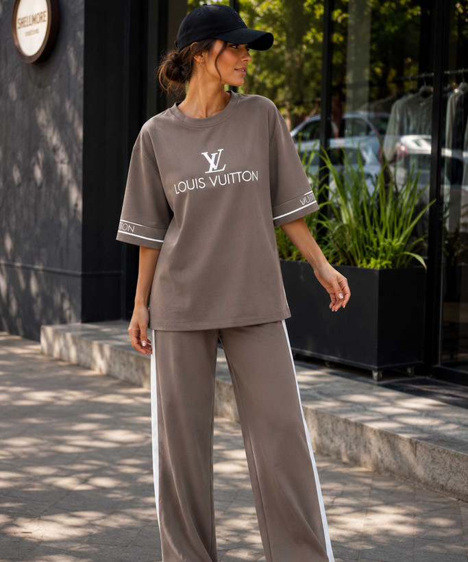 ست تیشرت و شلوار زنانه LV در کوک مال