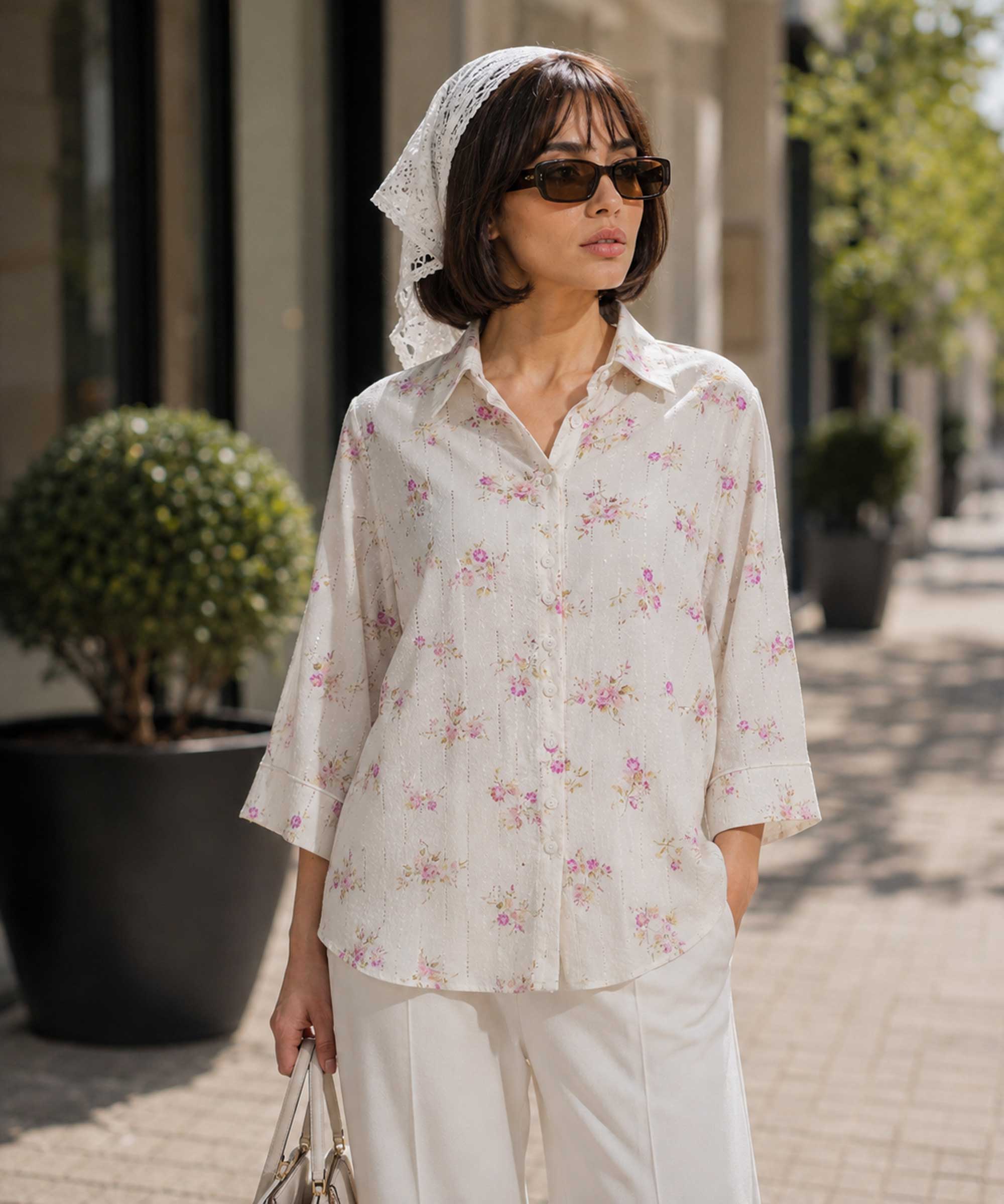 شومیز زنانه گل نگین‌دار